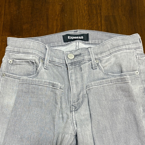 Express Women's Light Gray Skinny Jeans - Picture 2 of 5